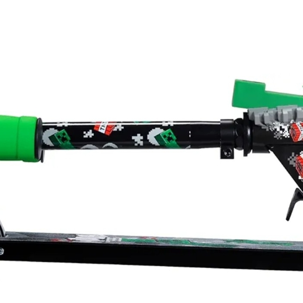 Green and Black Action Figure Playset - Picture 2 of 5